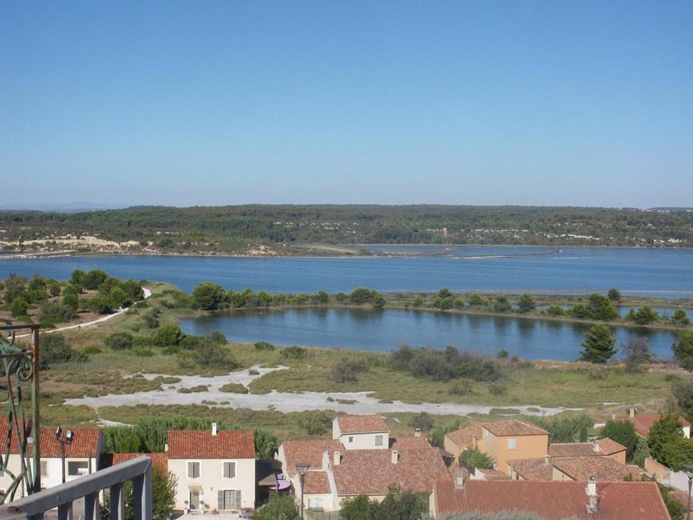 Charmante Maison De Ville Avec Jardin, Terrasse Et Terrain De Petanque Fos-sur-Mer Exterior foto